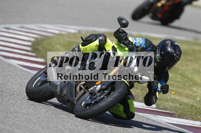 /01 02.04.2026 MAZ ADR/Gruppe rot/unklar